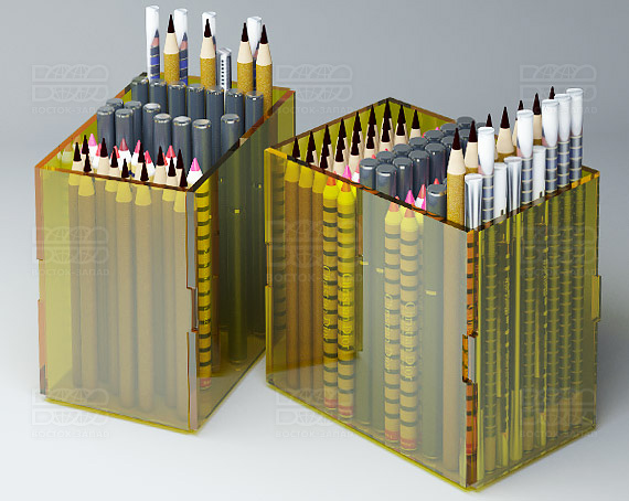 Подставка под карандаши 100х100х65 мм К_19 - фото 1, цвет - Желтый, материал - Прозрачный акрил
